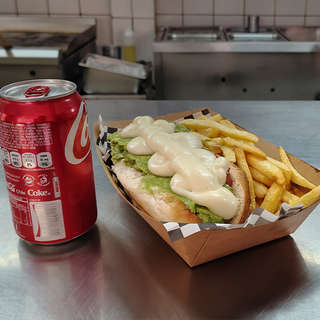Vienesa italiana super con Papas y Bebida