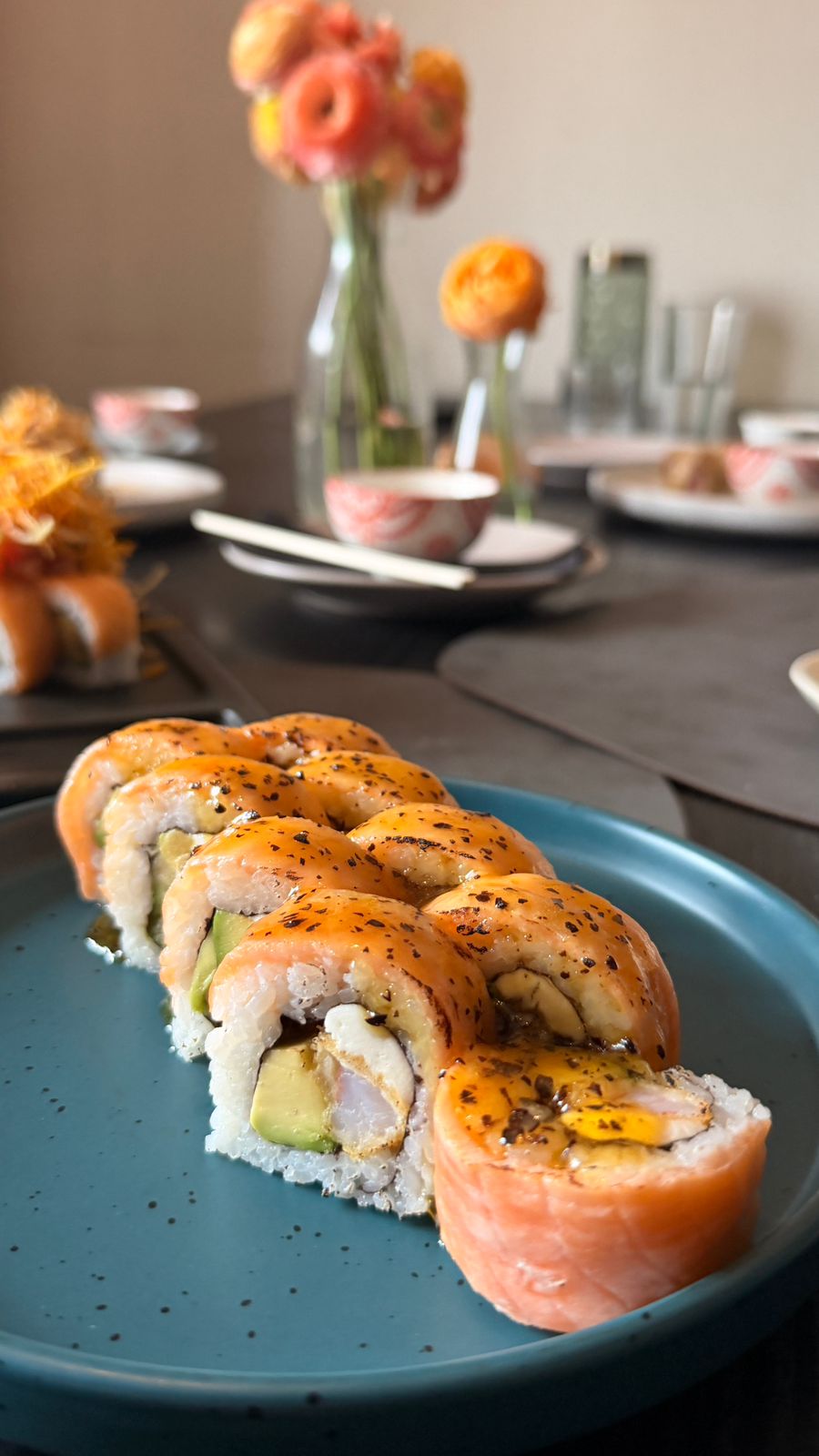 Maracuya sake roll nikkei