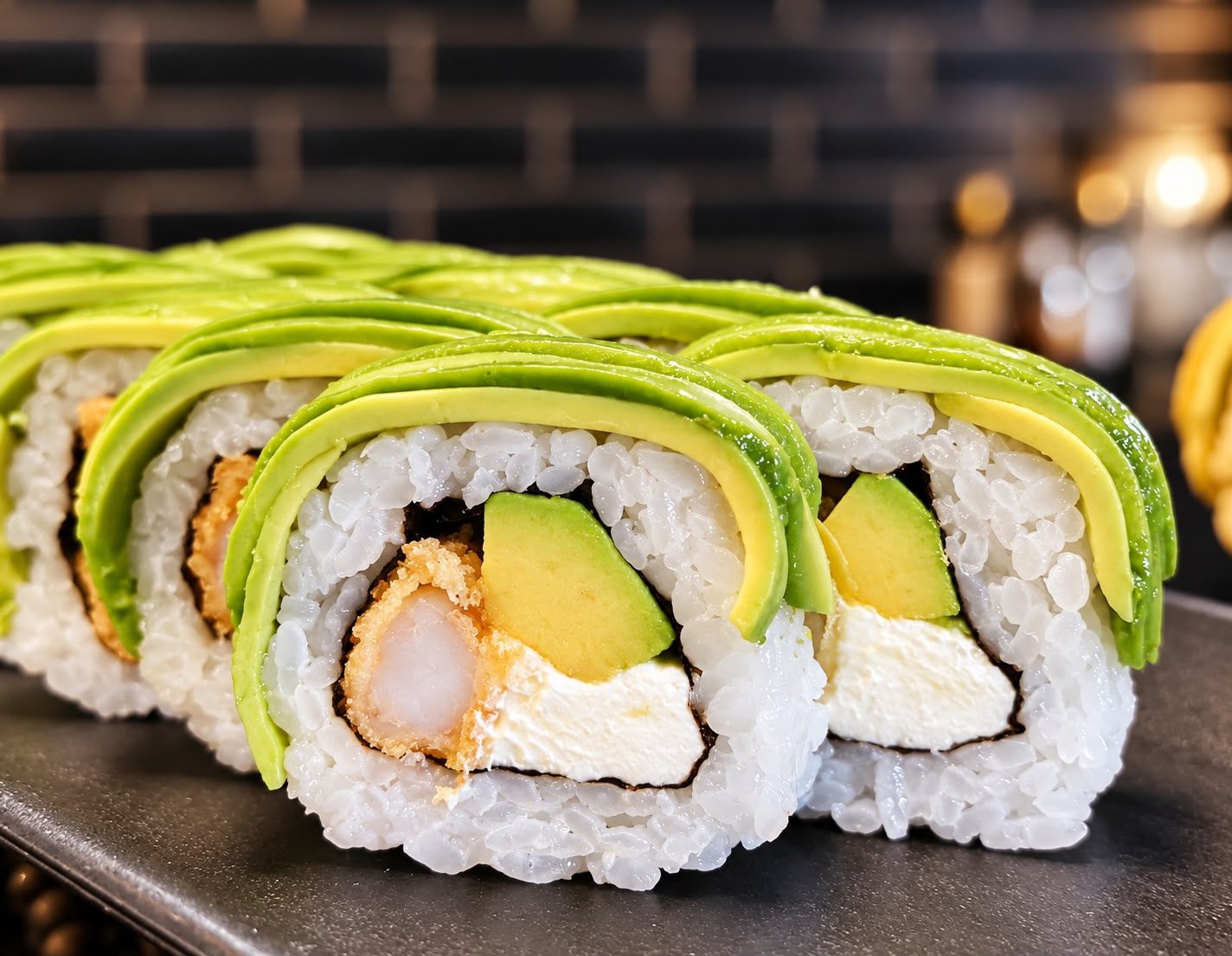 Avocado ebi furai roll 